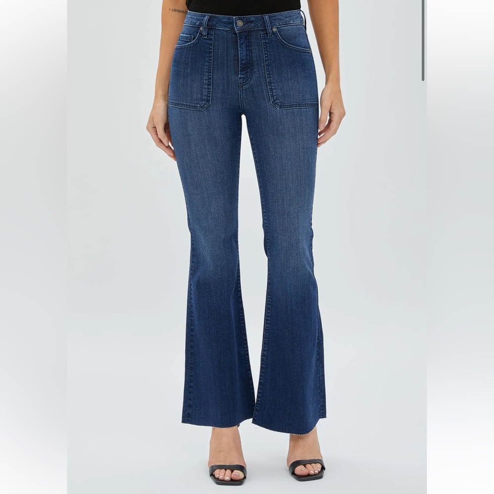 Hidden happi cargo flare Jean